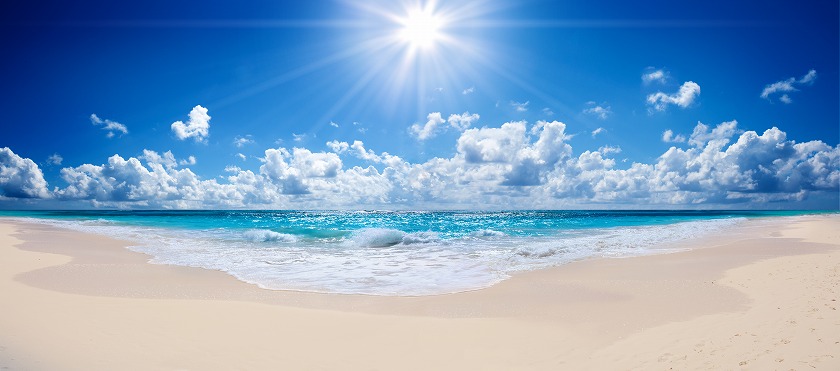 太陽と砂浜